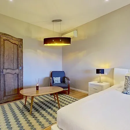 Guest house La Lezardiere - De Prestige & Spas Privatifs 3*